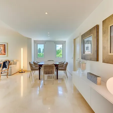 Fuentes Villa Marbella